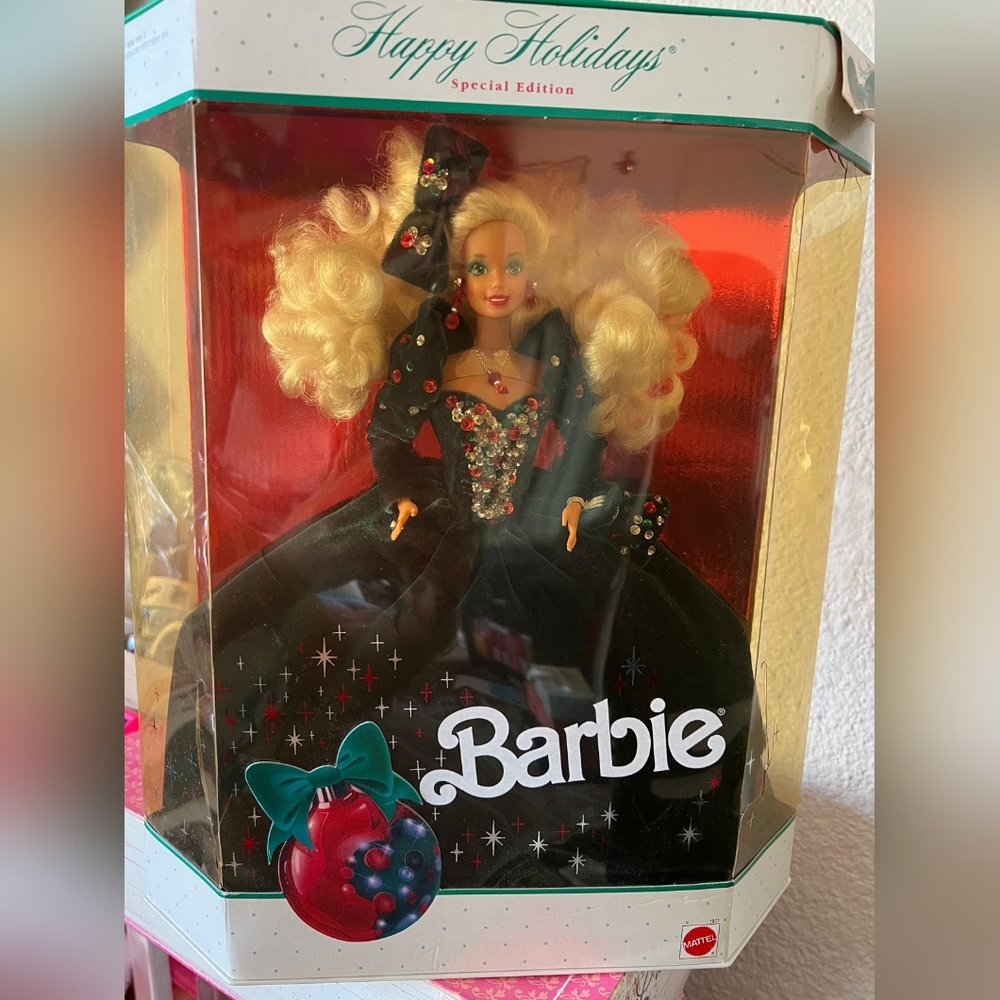 Vintage Happy Holiday barbie doll 1991 vintage doll